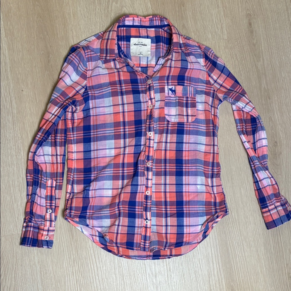 Abercrombie & Fitch Coral, White & Blue Plaid Button Up Shirt size Medium